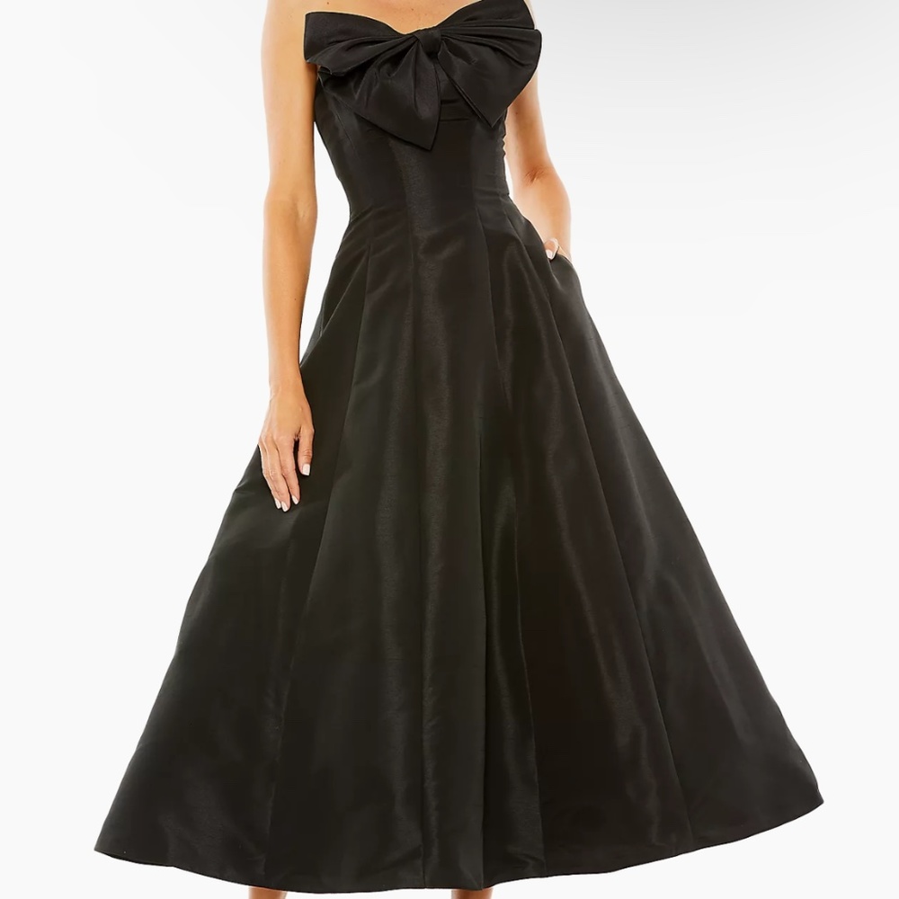 Mac Duggal Cocktail Bow Strapless Ballgown